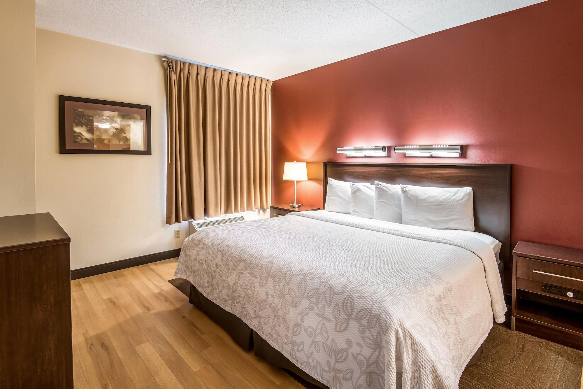 Red Roof Inn Plus+ South Deerfield - Amherst エクステリア 写真