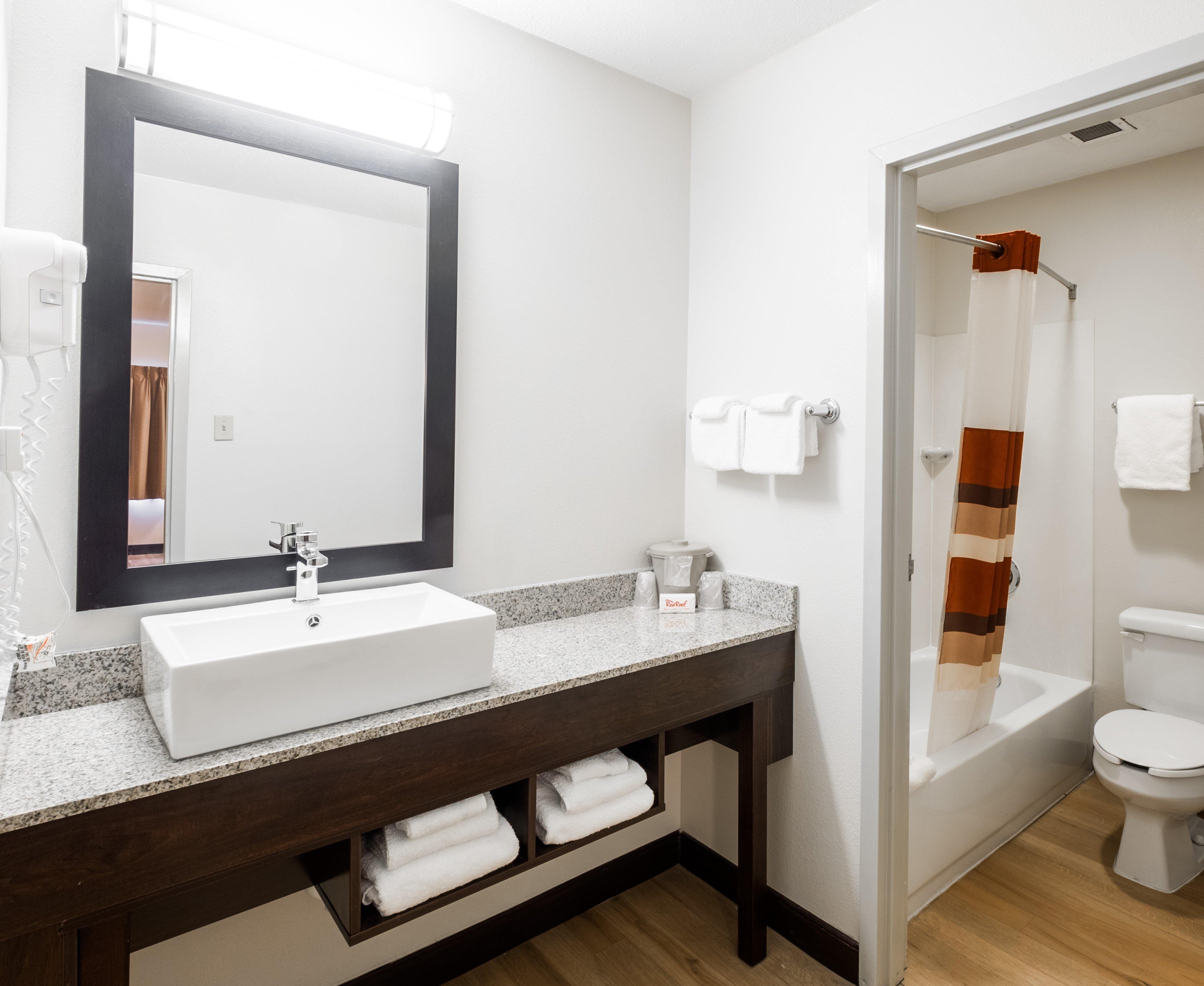 Red Roof Inn Plus+ South Deerfield - Amherst エクステリア 写真