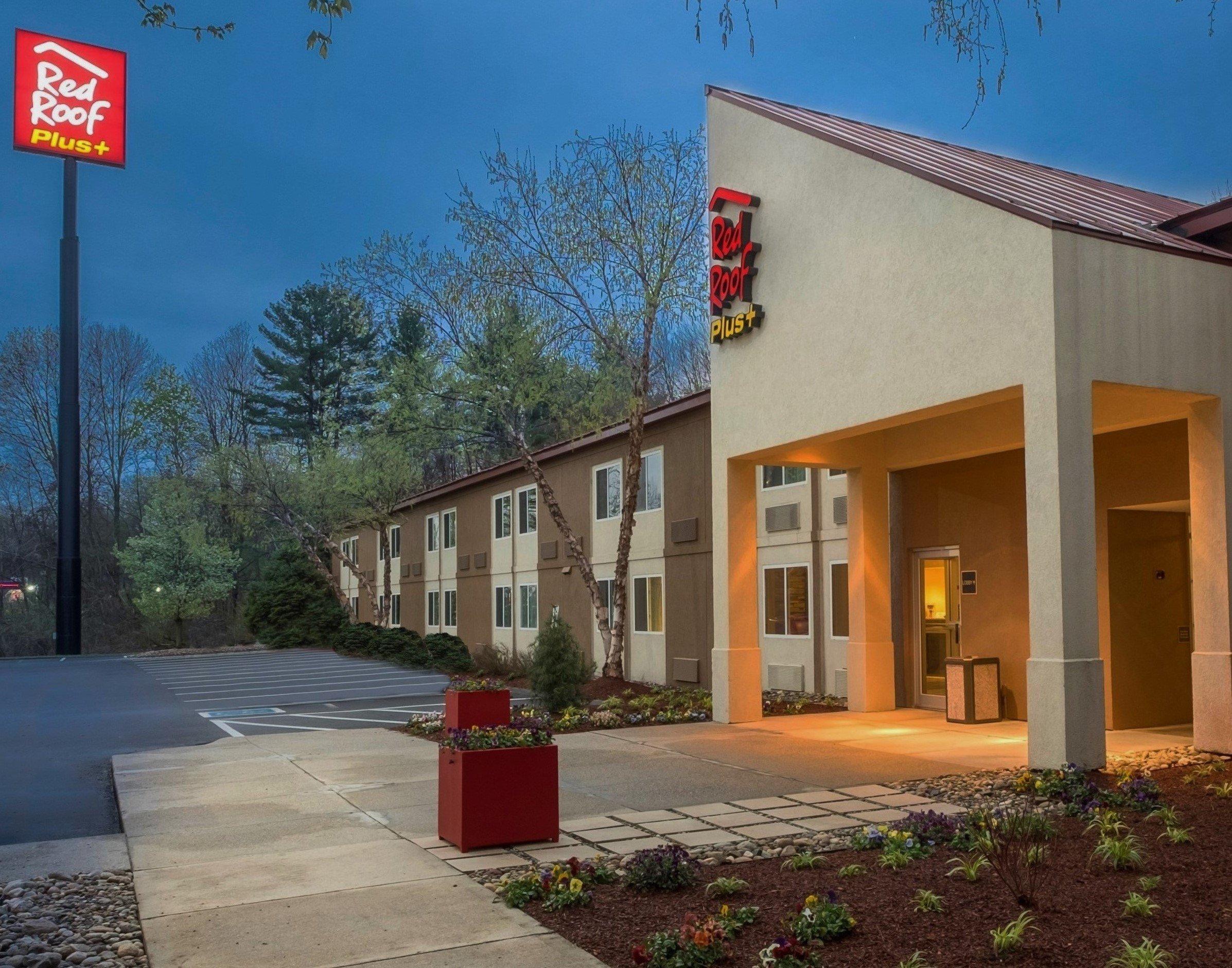 Red Roof Inn Plus+ South Deerfield - Amherst エクステリア 写真