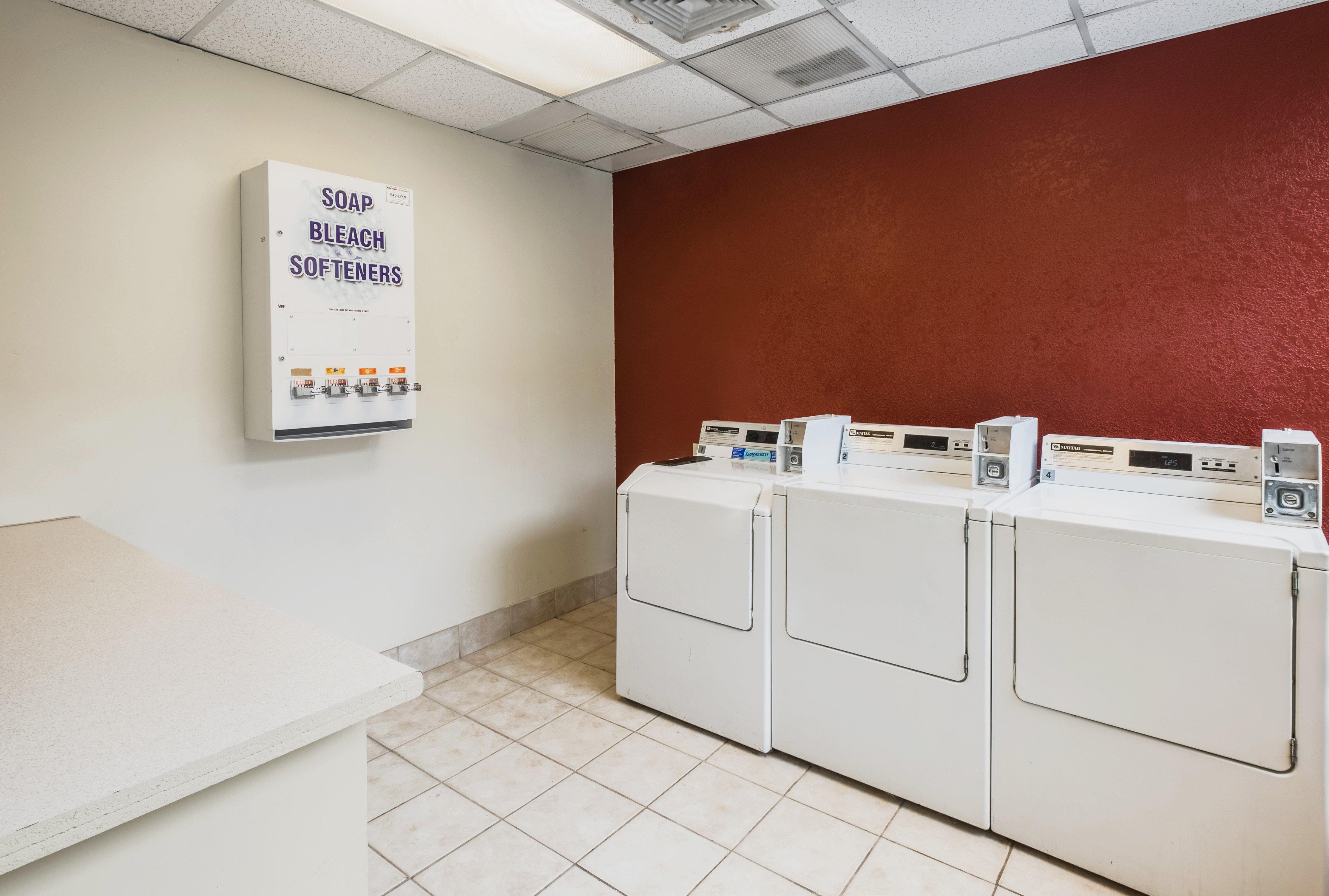 Red Roof Inn Plus+ South Deerfield - Amherst エクステリア 写真