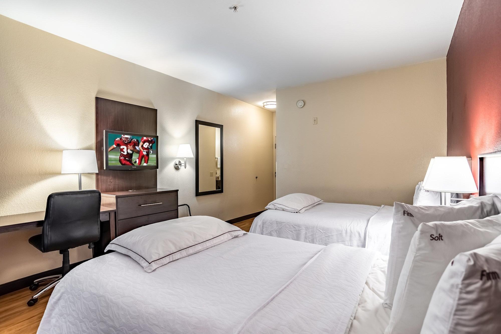 Red Roof Inn Plus+ South Deerfield - Amherst エクステリア 写真