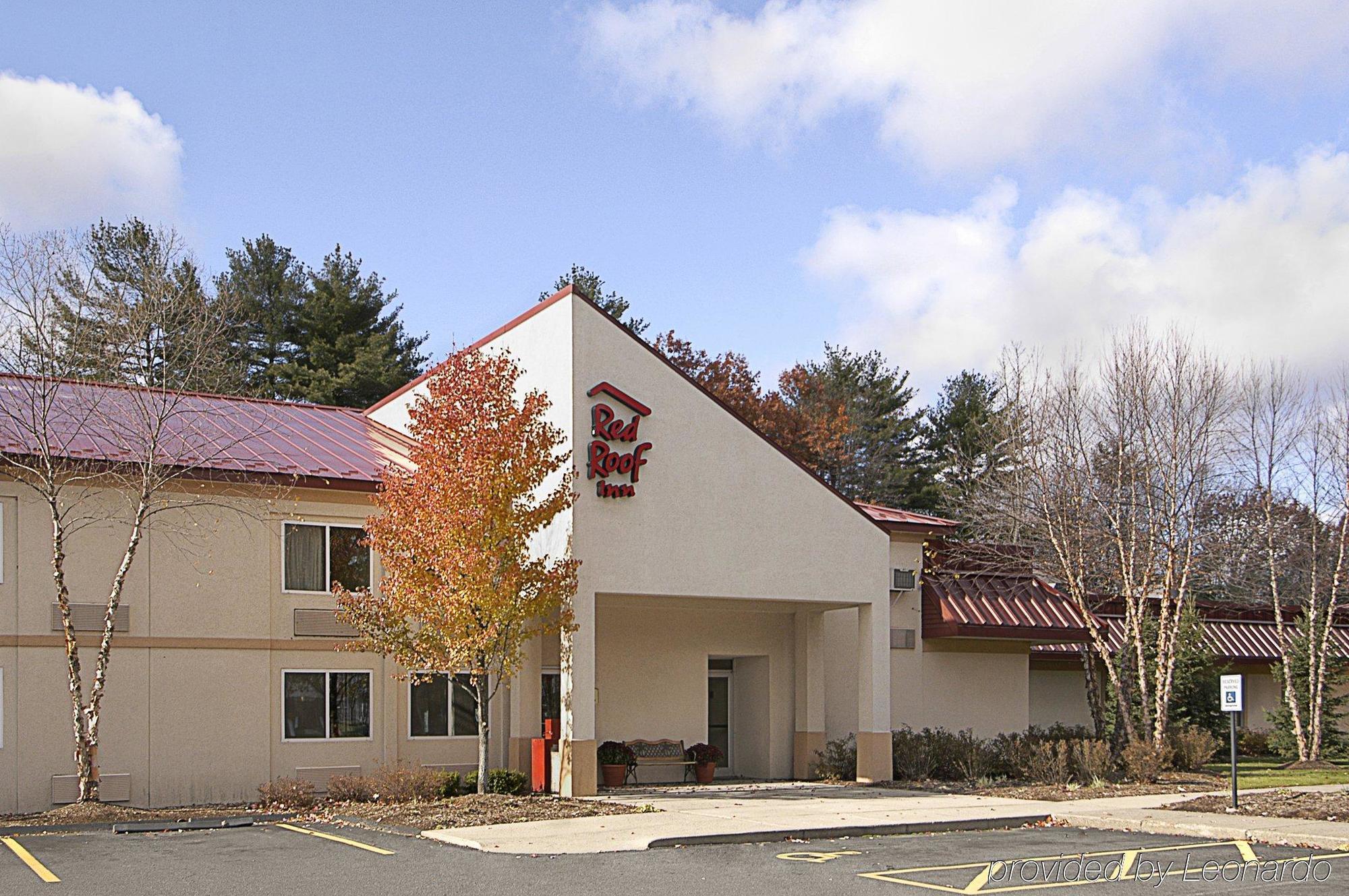 Red Roof Inn Plus+ South Deerfield - Amherst エクステリア 写真