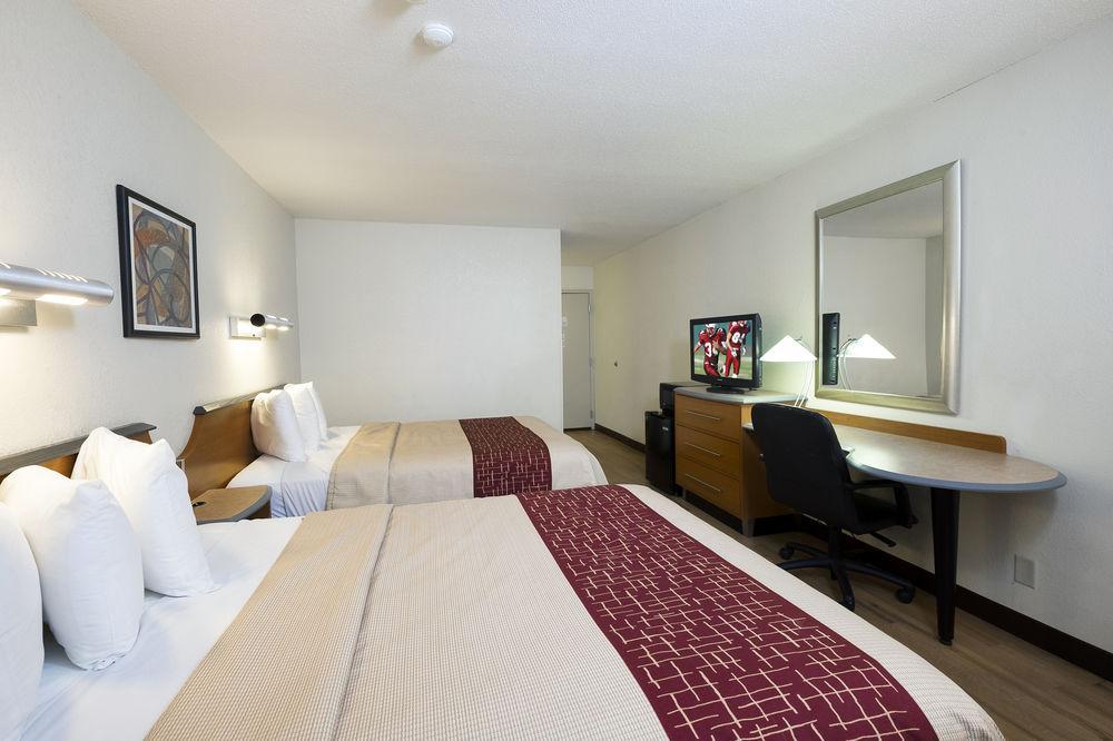 Red Roof Inn Plus+ South Deerfield - Amherst エクステリア 写真